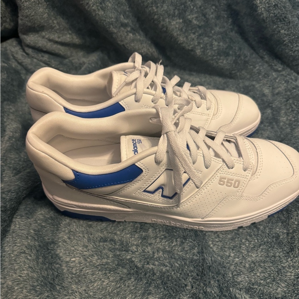 New Balance 550 Men's White and Blue Sneakers